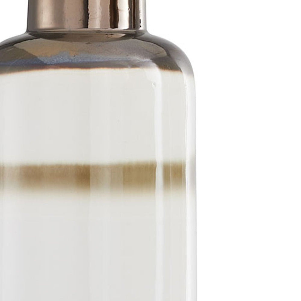 Quinn Table Lamp in Detail.