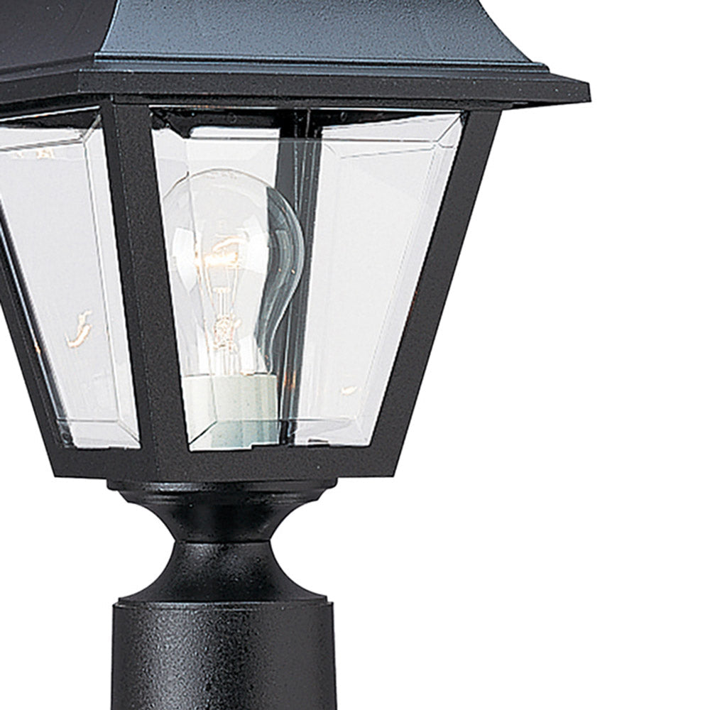 Outdoor Polycarbonate Post Light in Detail.
