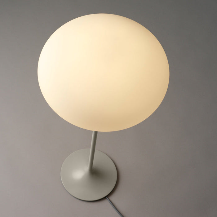Stemlite Table Lamp in Detail.