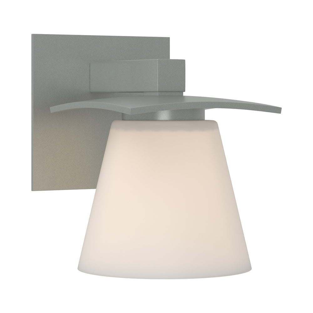 Wren Bath Wall Light in Vintage Platinum.