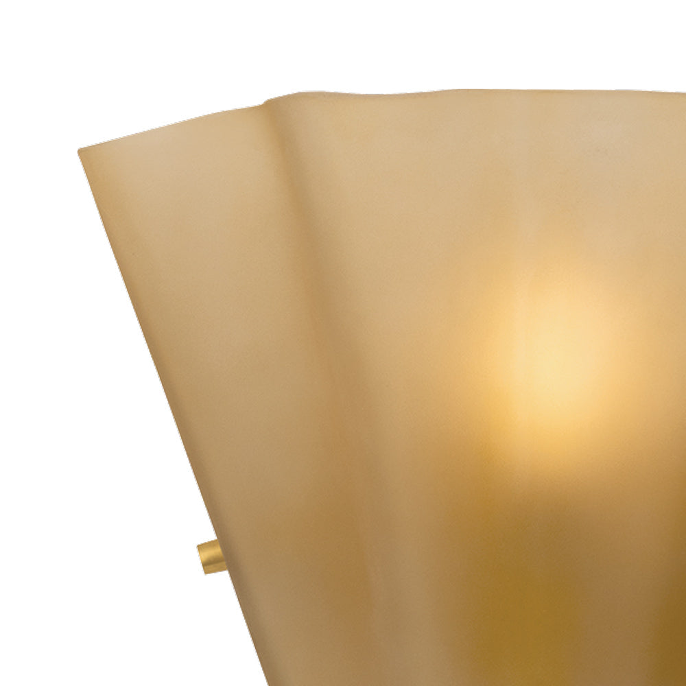 Queens Wall Light in Detail.