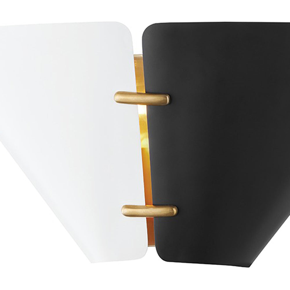 Split Wall Light in Detail.