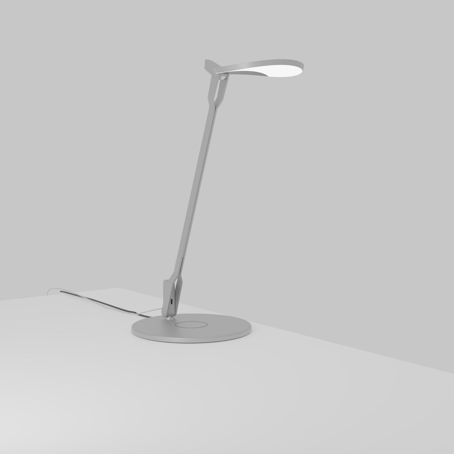 Splitty Pro LED Desk Lamp in Silver (Wireless Charging Base).
