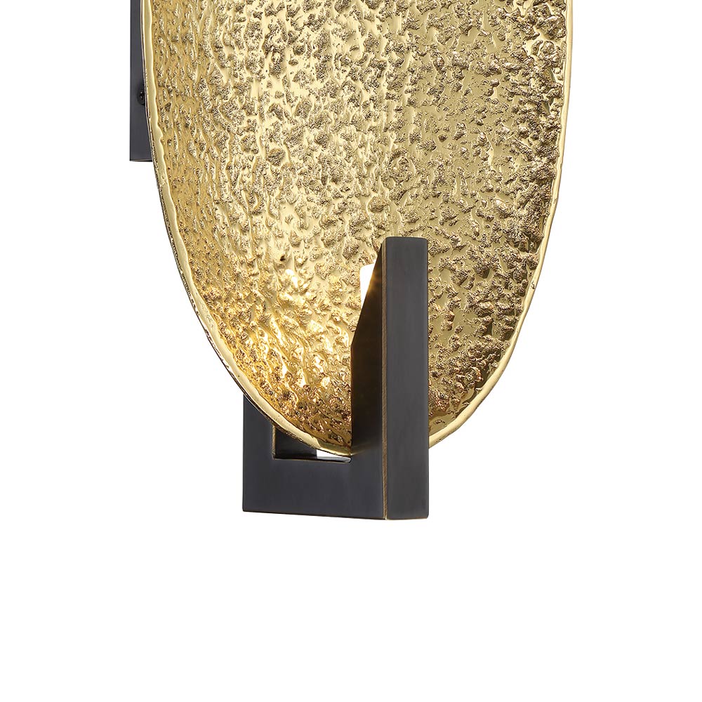 Daric Wall Light in Detail.