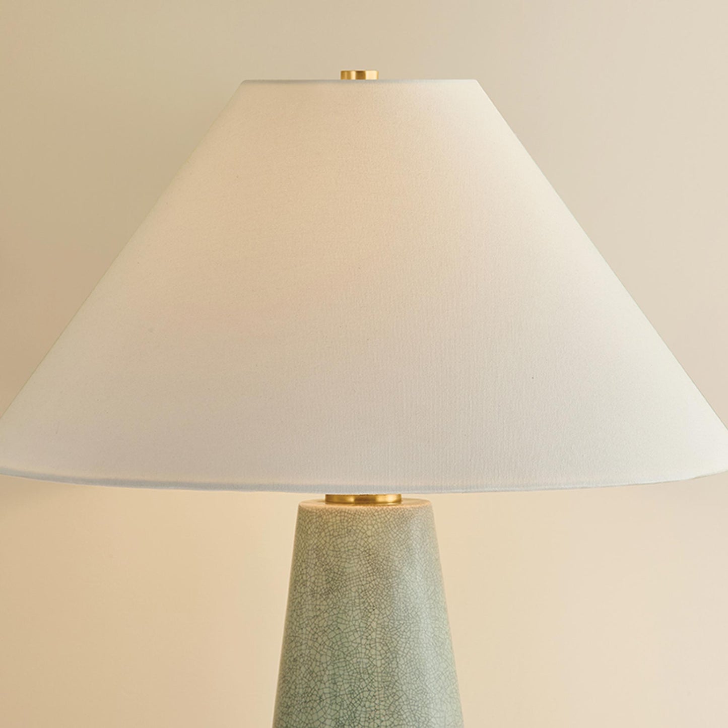 Dalaila Table Lamp in Detail.