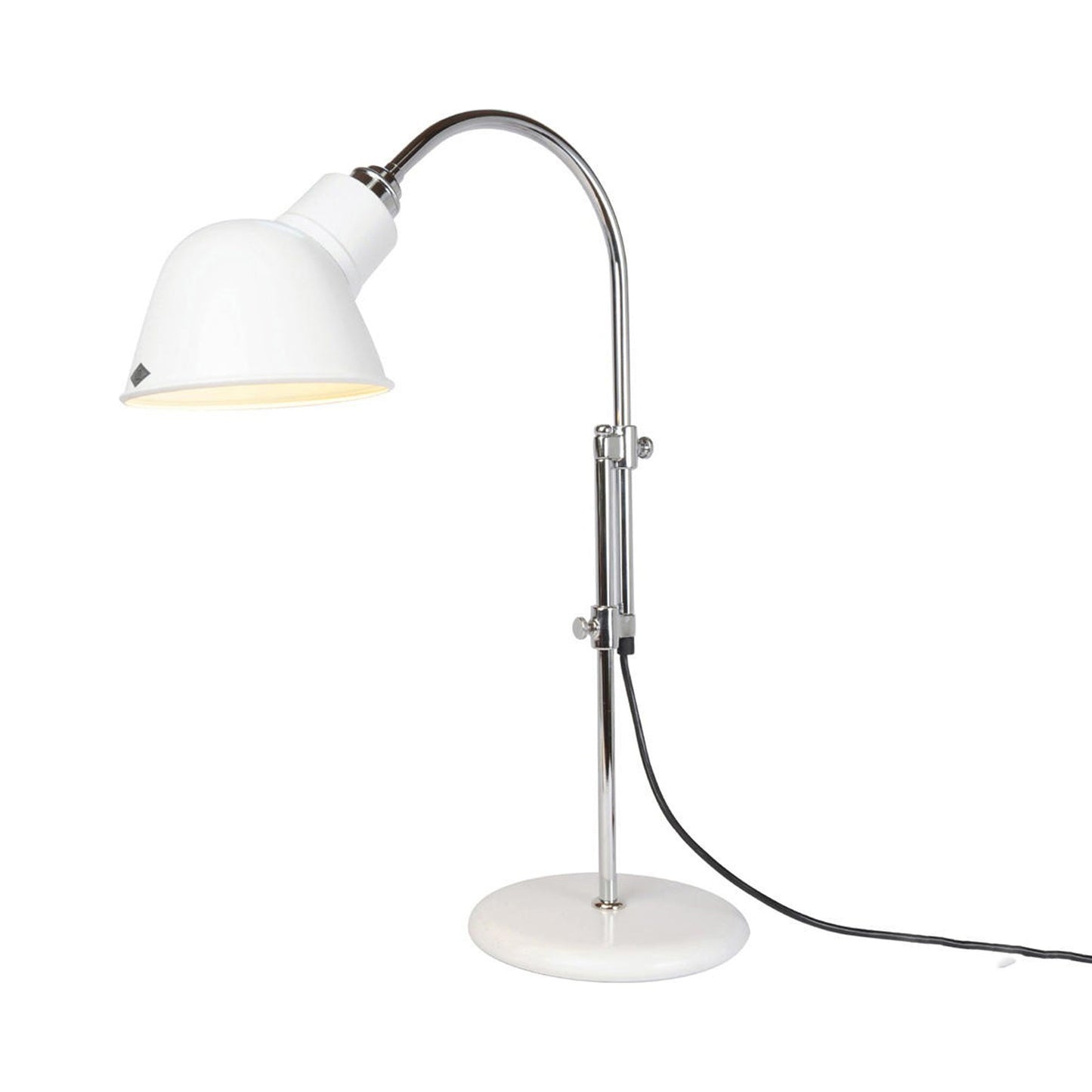 Ginger Table Lamp in White.