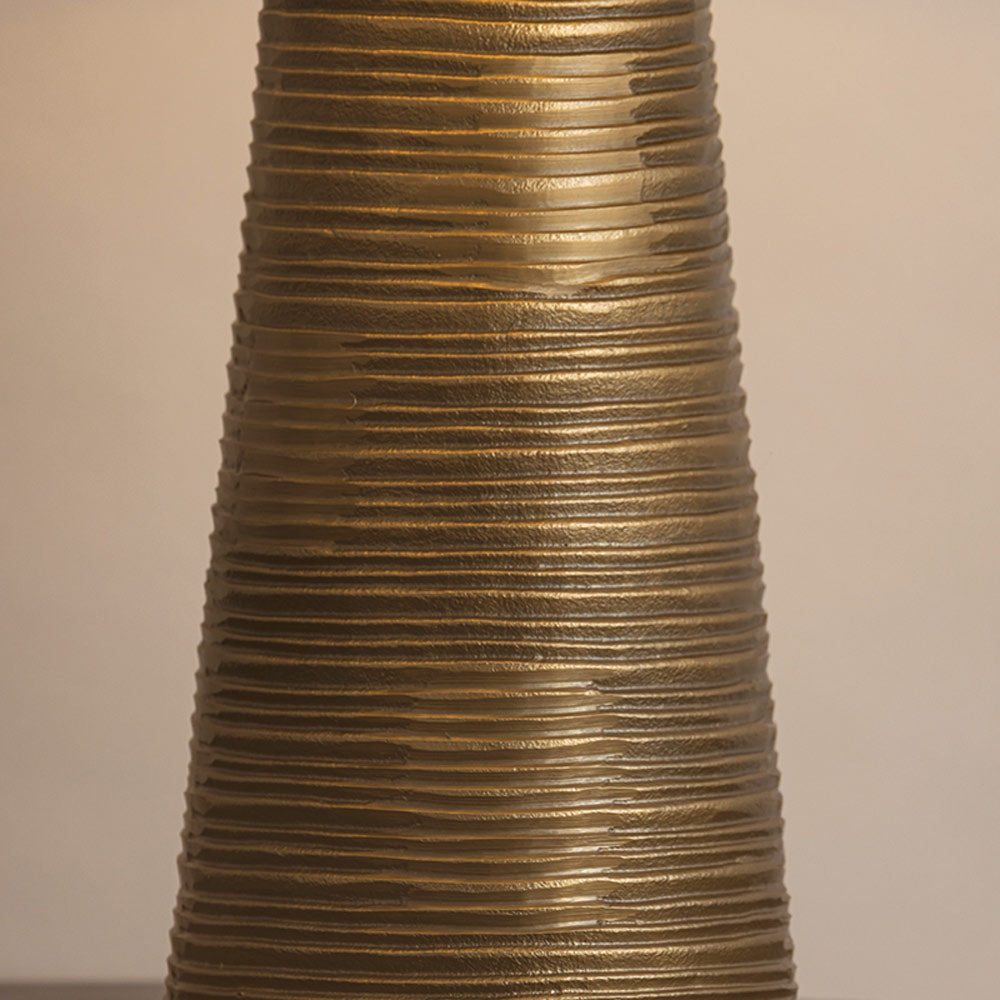 Agoura Table Lamp in Detail.