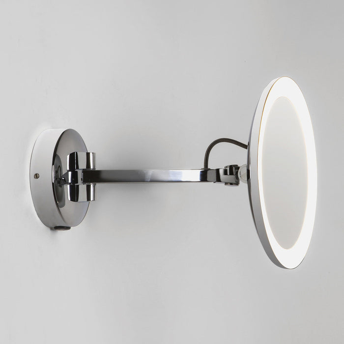 Mascali Round LED Magnifying Mirror in Detail.