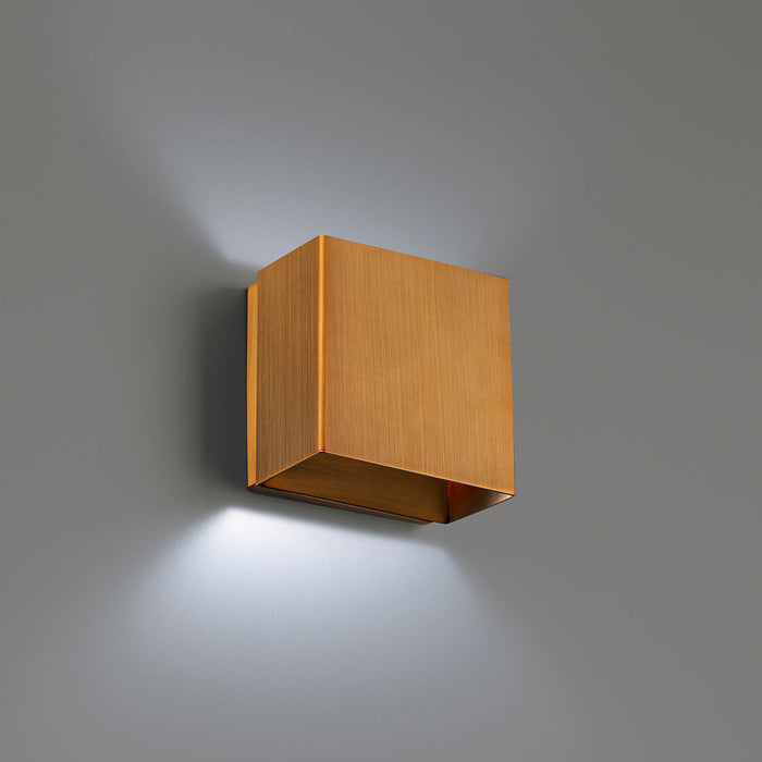 Boxi LED Wall Light in Aged Brass (3500K).