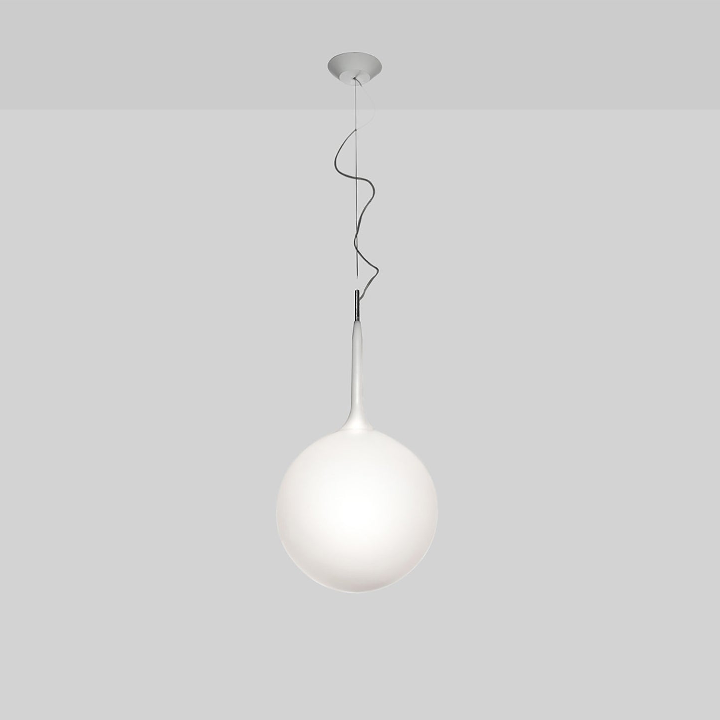 Castore Pendant Light in Large/Standard.