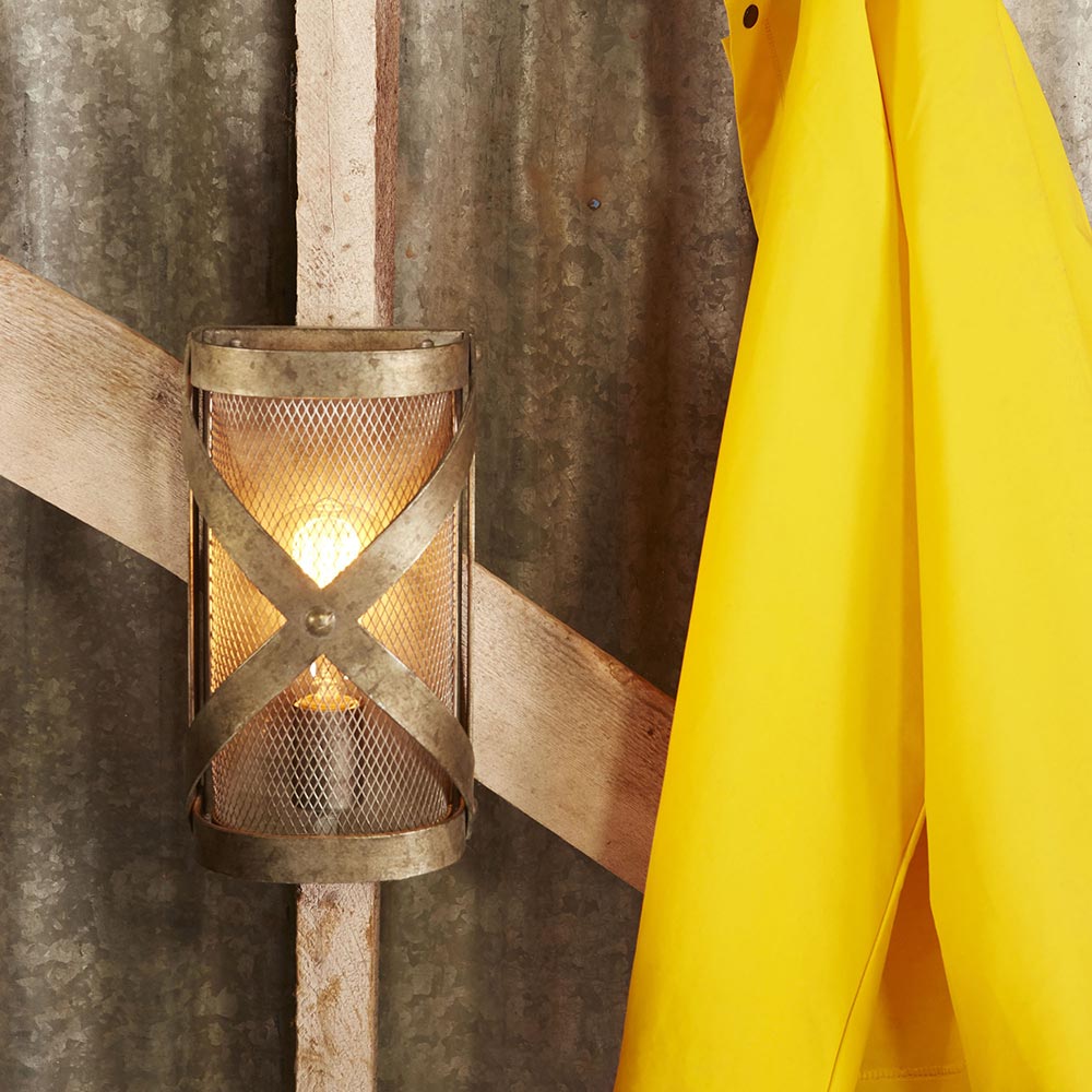 Byzantine Wall Light in Detail.