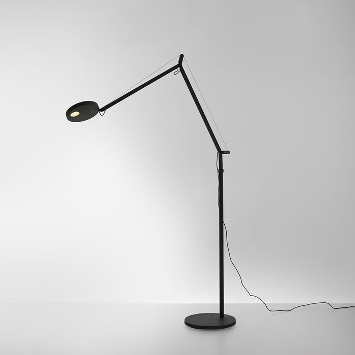 Demetra LED Floor Lamp in Matte Black (2700K/90).