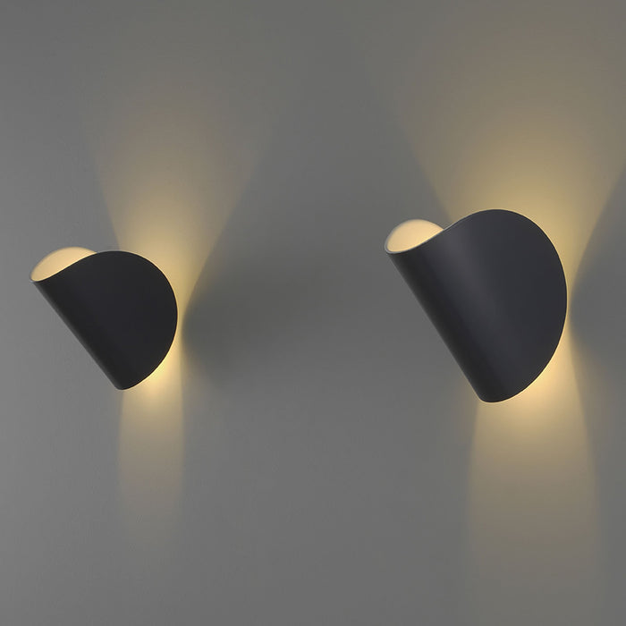 IO Wall Light in Detail.
