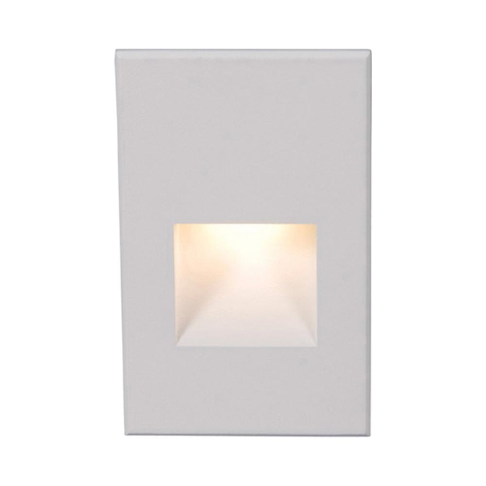 LEDme Vertical LED Step and Wall Light in White on Aluminum/White.