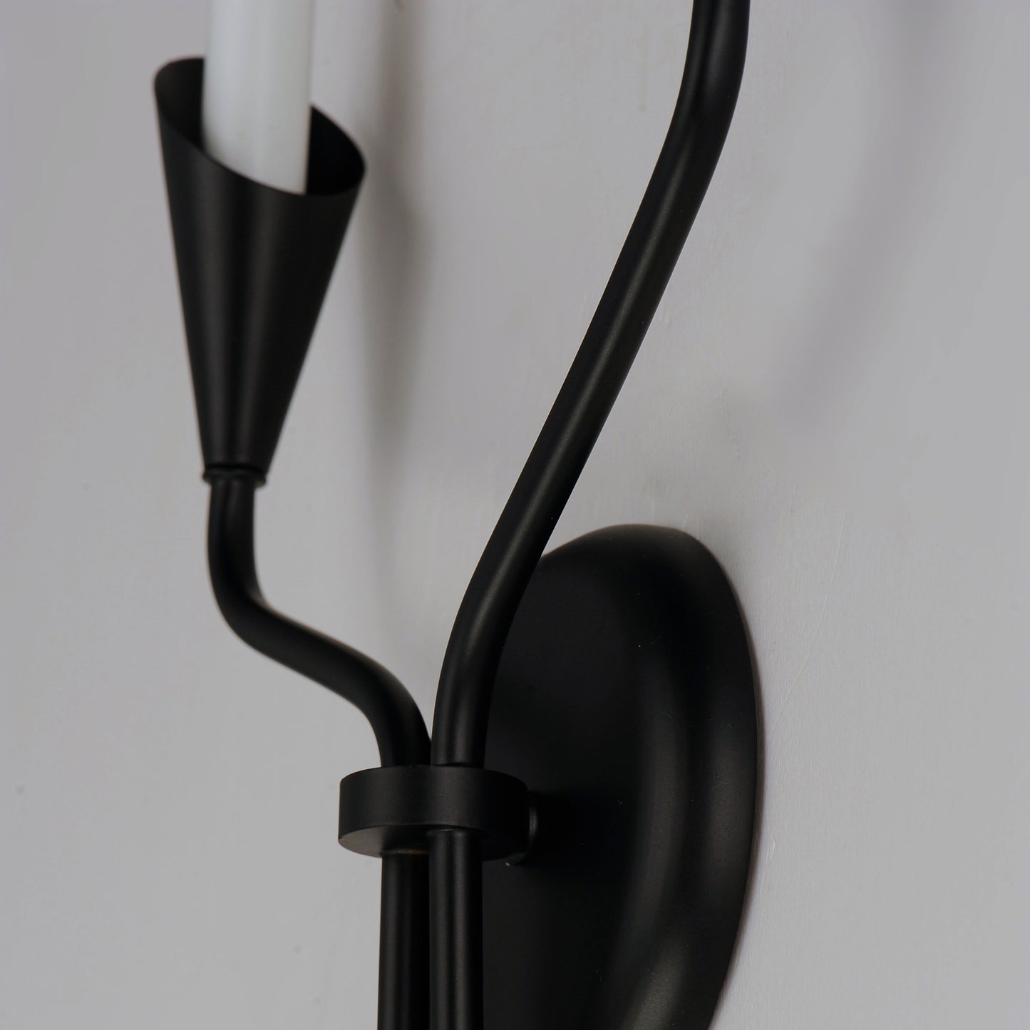 Calyx Wall Light in Detail.