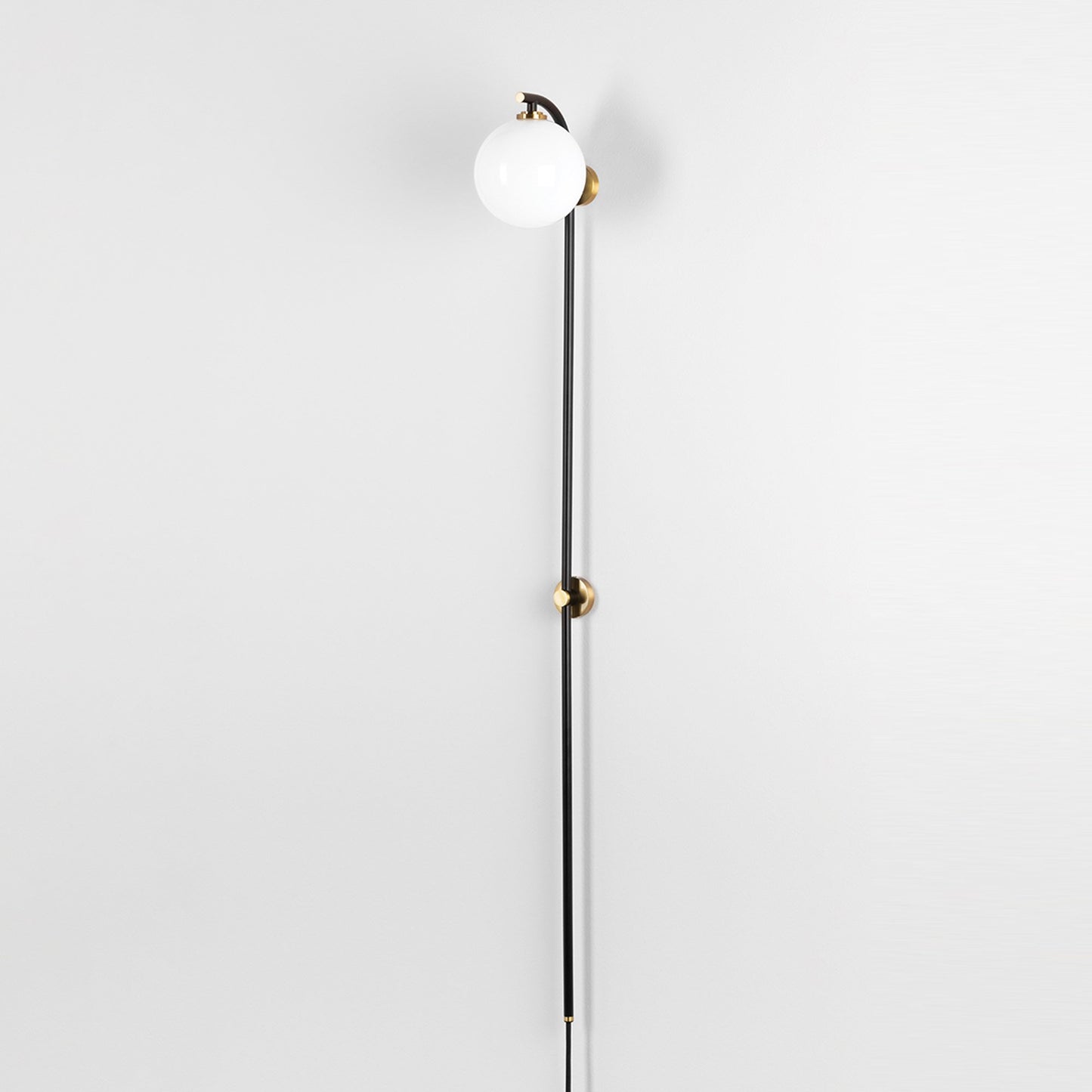 Faye Plug-In LED Wall Light in Detail.