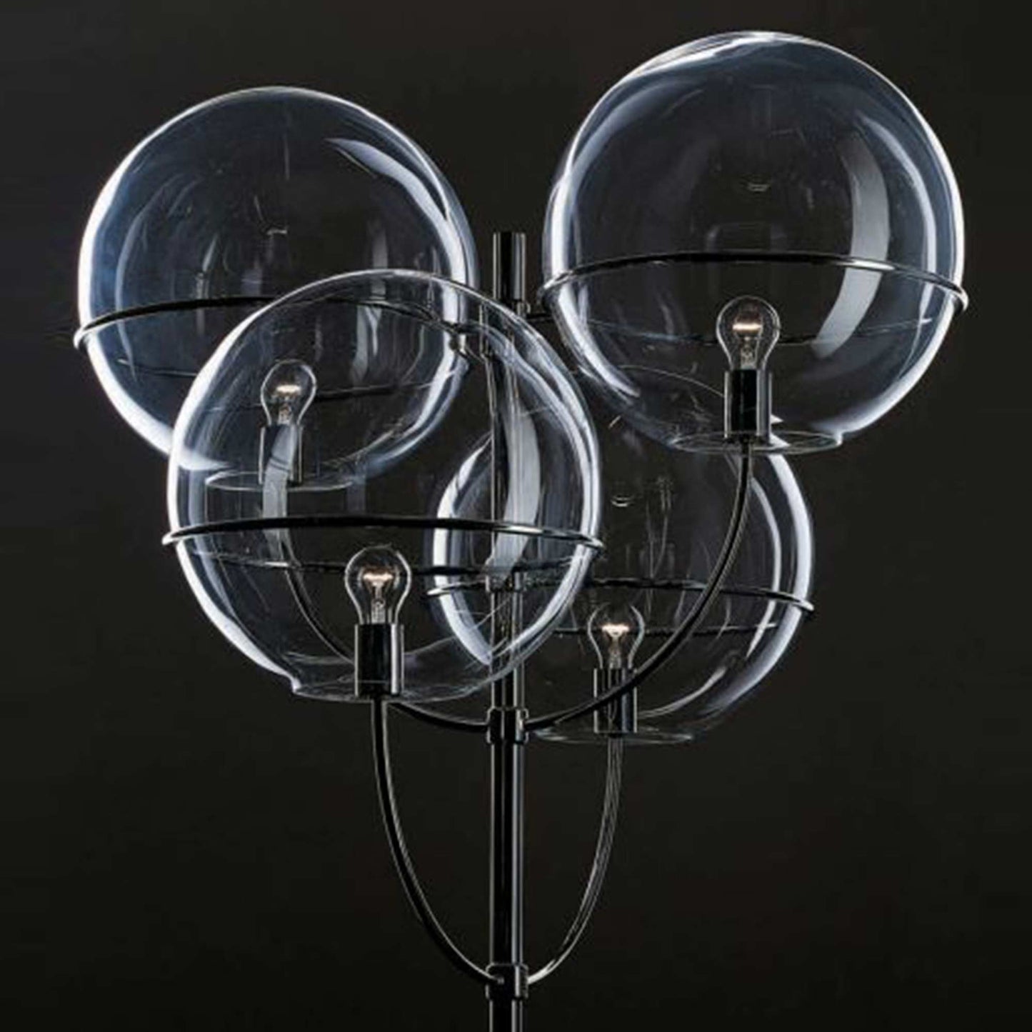 Lyndon Outdoor Floor Lamp in Black (Large).