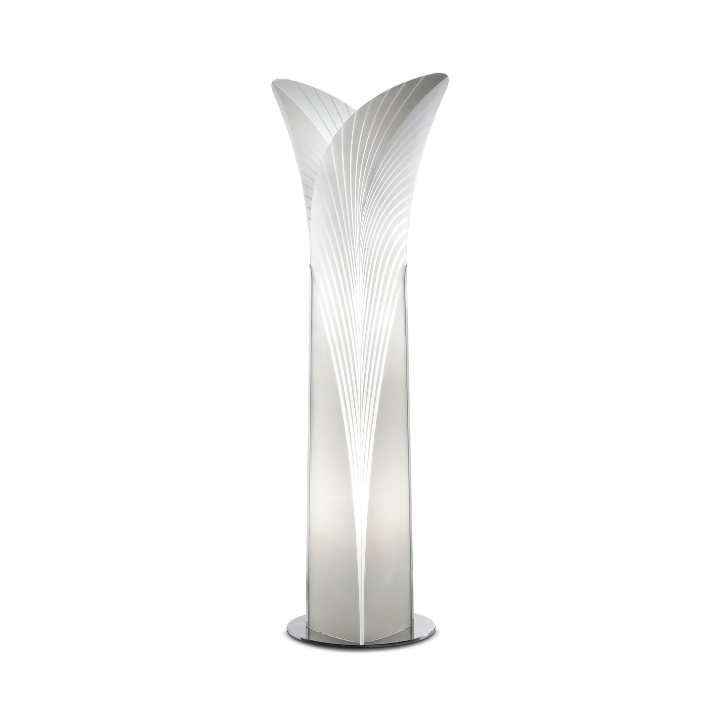 Las Palmas Floor Lamp in (X-Large).