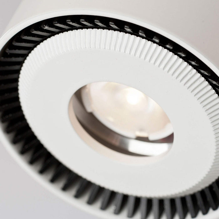 Iso Low Voltage LED MonoRail Head in Detail.