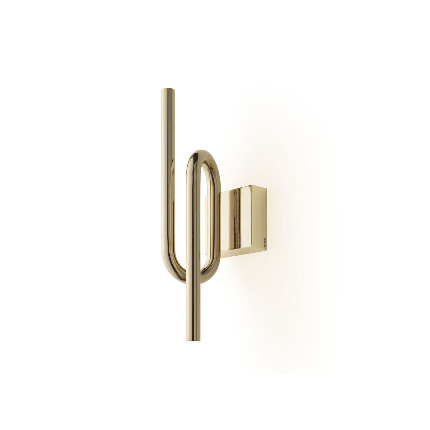 Tobia LED Wall Light in Gold/Plug In.