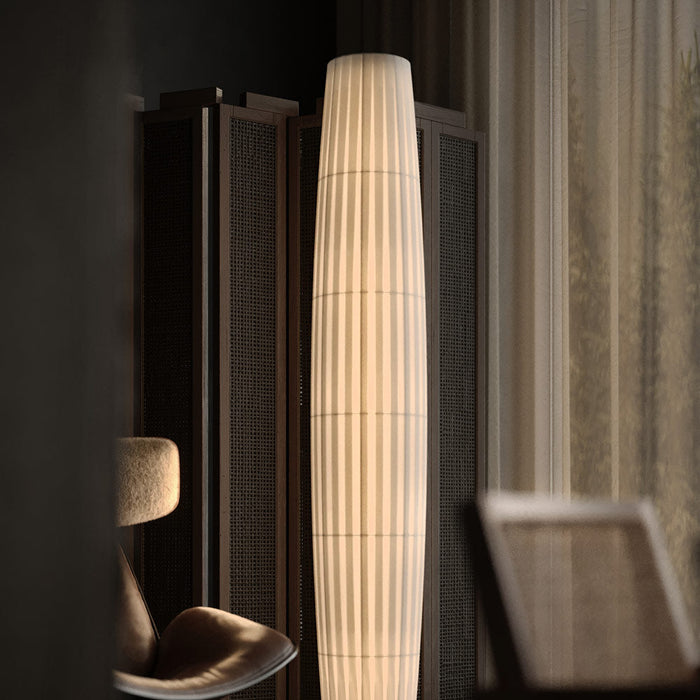 Colonne LED Floor Lamp in living room.