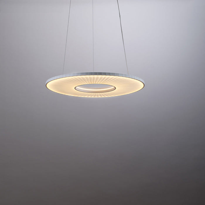 Iris LED Horizontal Pendant Light in Detail.