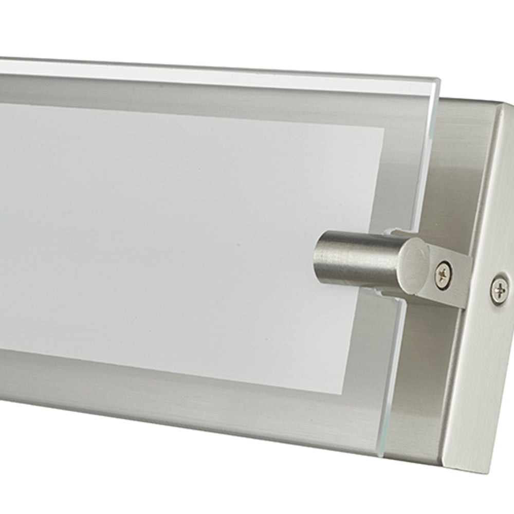 Blaze LED Bath Vanity Light in Detail.