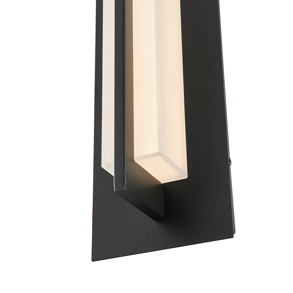 Electron Outdoor LED Wall Light in Detail.