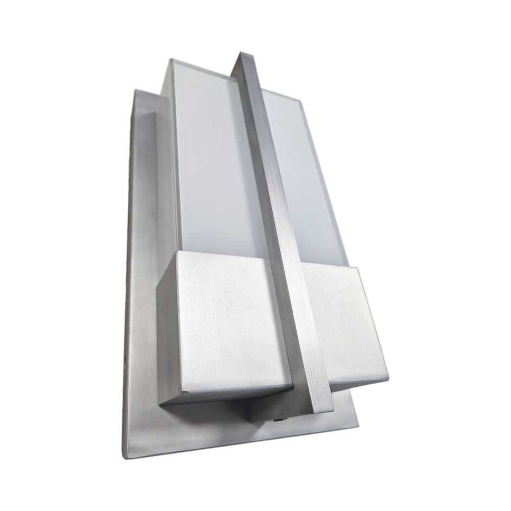 Neutron Outdoor LED Wall Light in Detail.