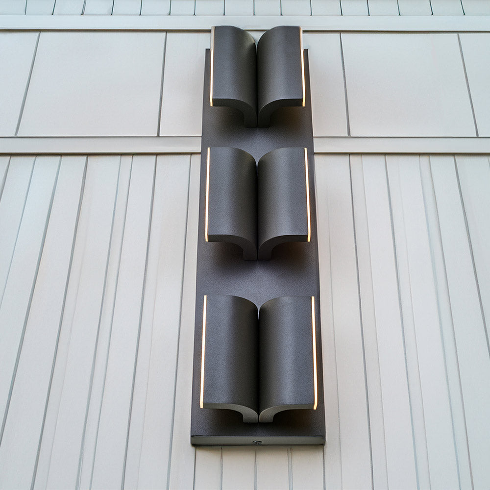 Willow Outdoor LED Wall Light in Detail.