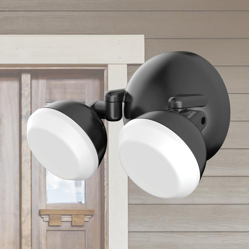 Daniel Outdoor LED Wall Light in Detail.