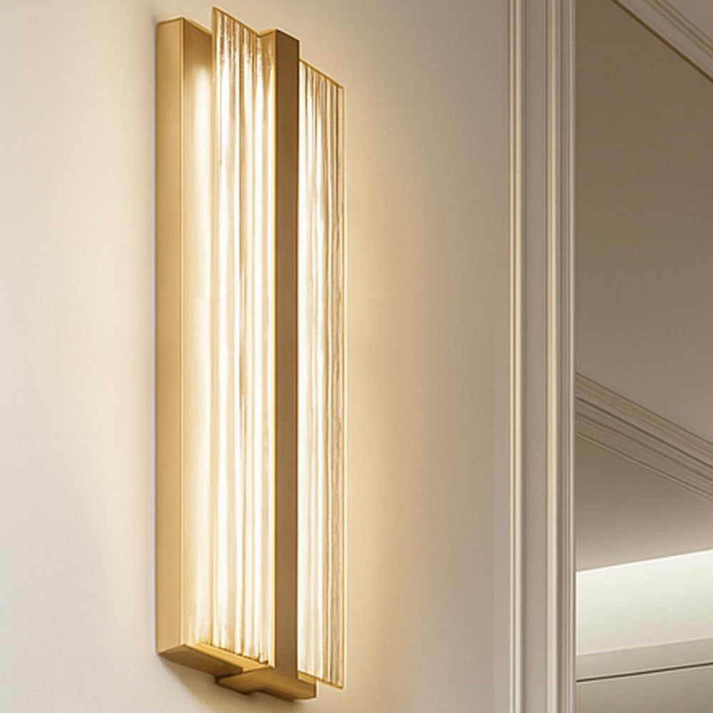 Gallery LED Wall Light in Detail.