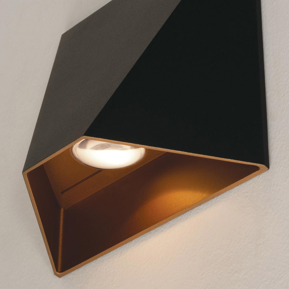 Kylo Outdoor LED Wall Light in Detail.