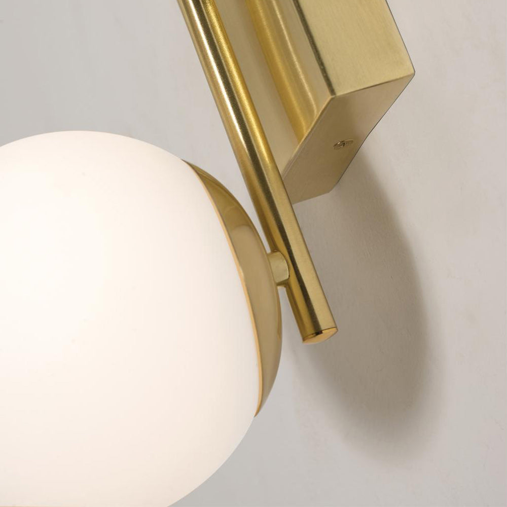 Metropolitan LED Wall Light in Detail.