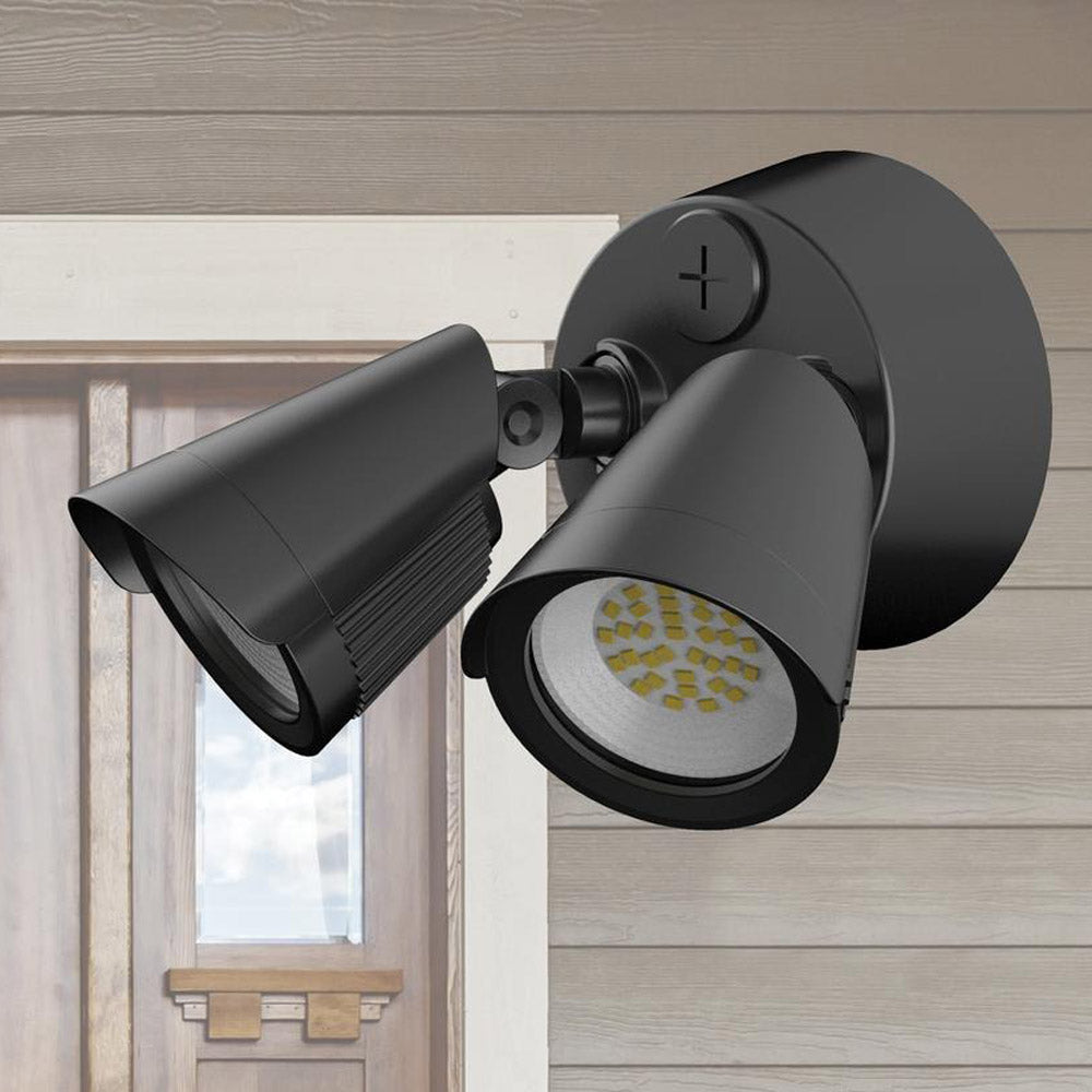 Pratt Outdoor LED Wall Light in Detail.