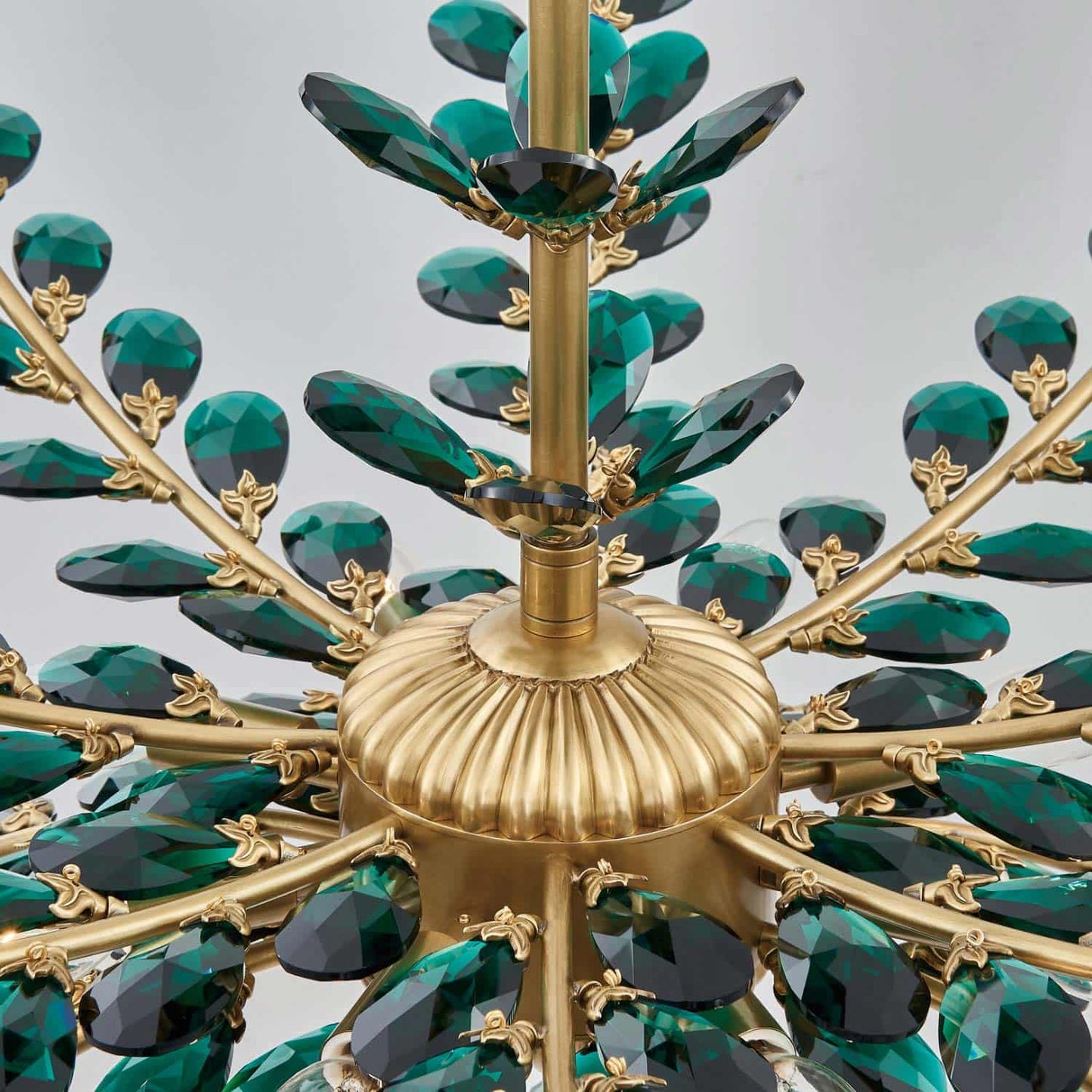 Alloro Chandelier in Detail.
