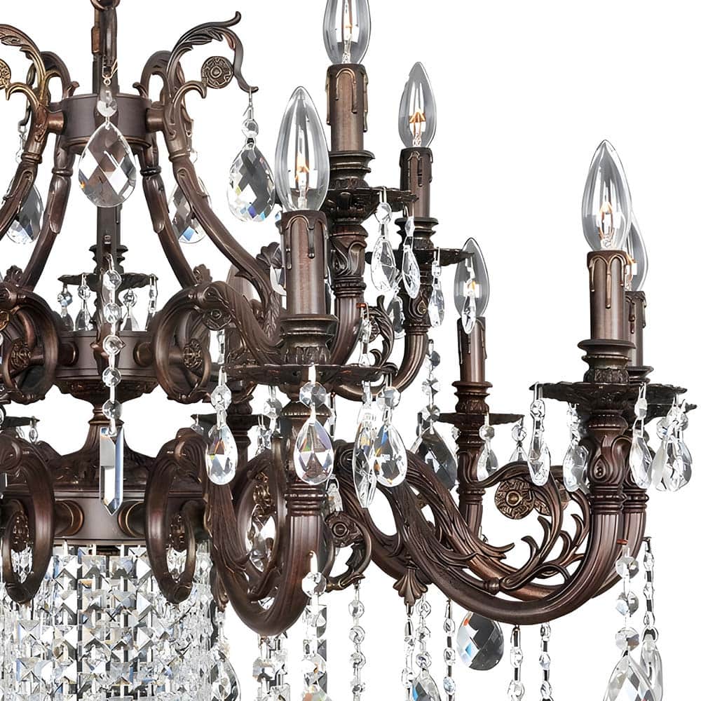 Avelli Chandelier in Detail.