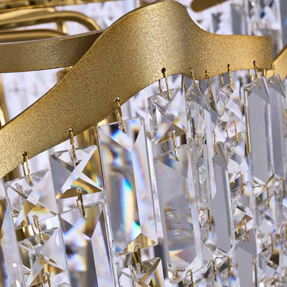 Cadere Foyer Chandelier in Detail.