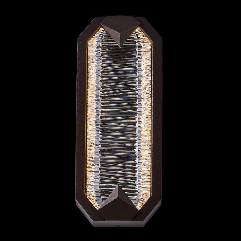 Carato Outdoor Single LED Wall Light in Detail.