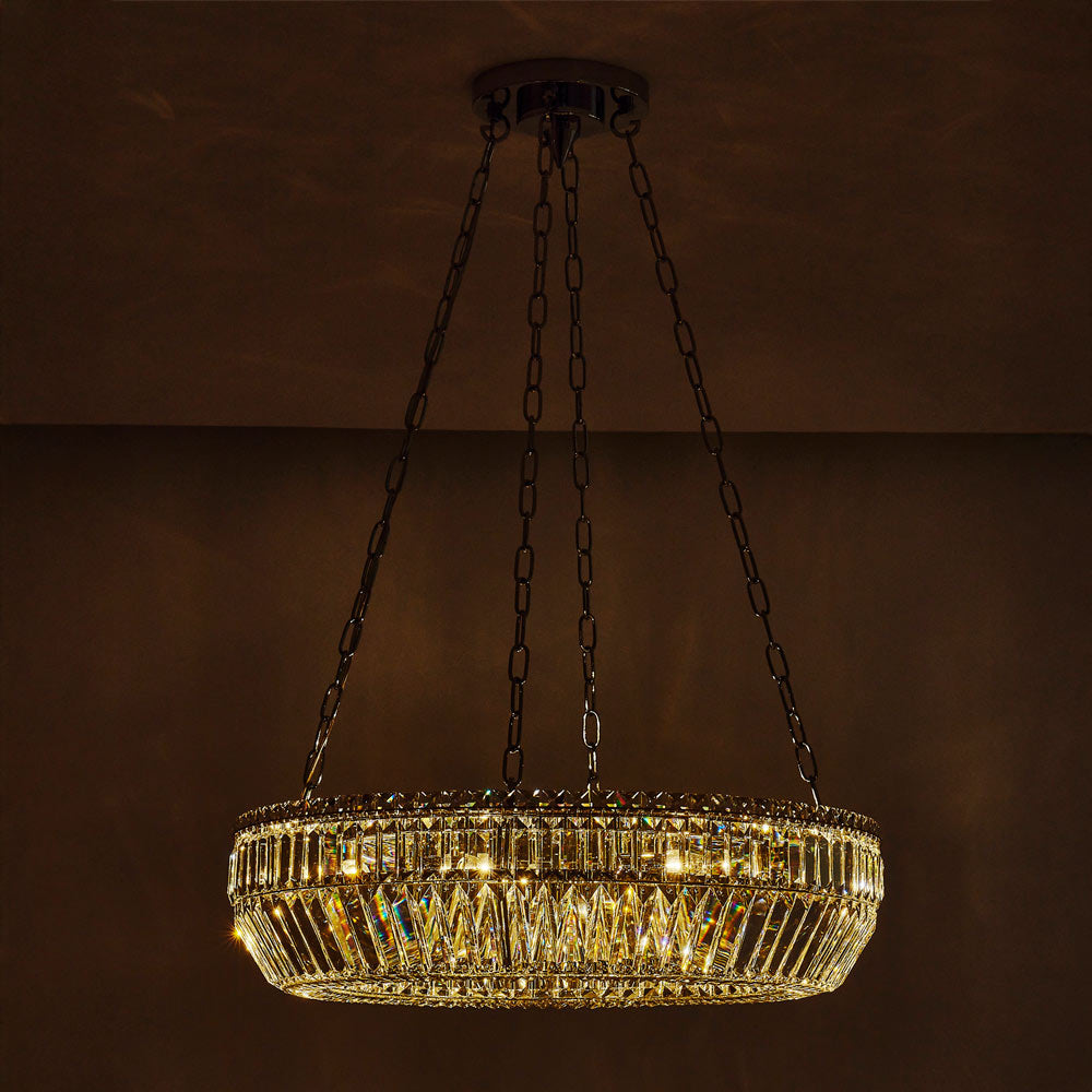 Circolare Chandelier in Detail.