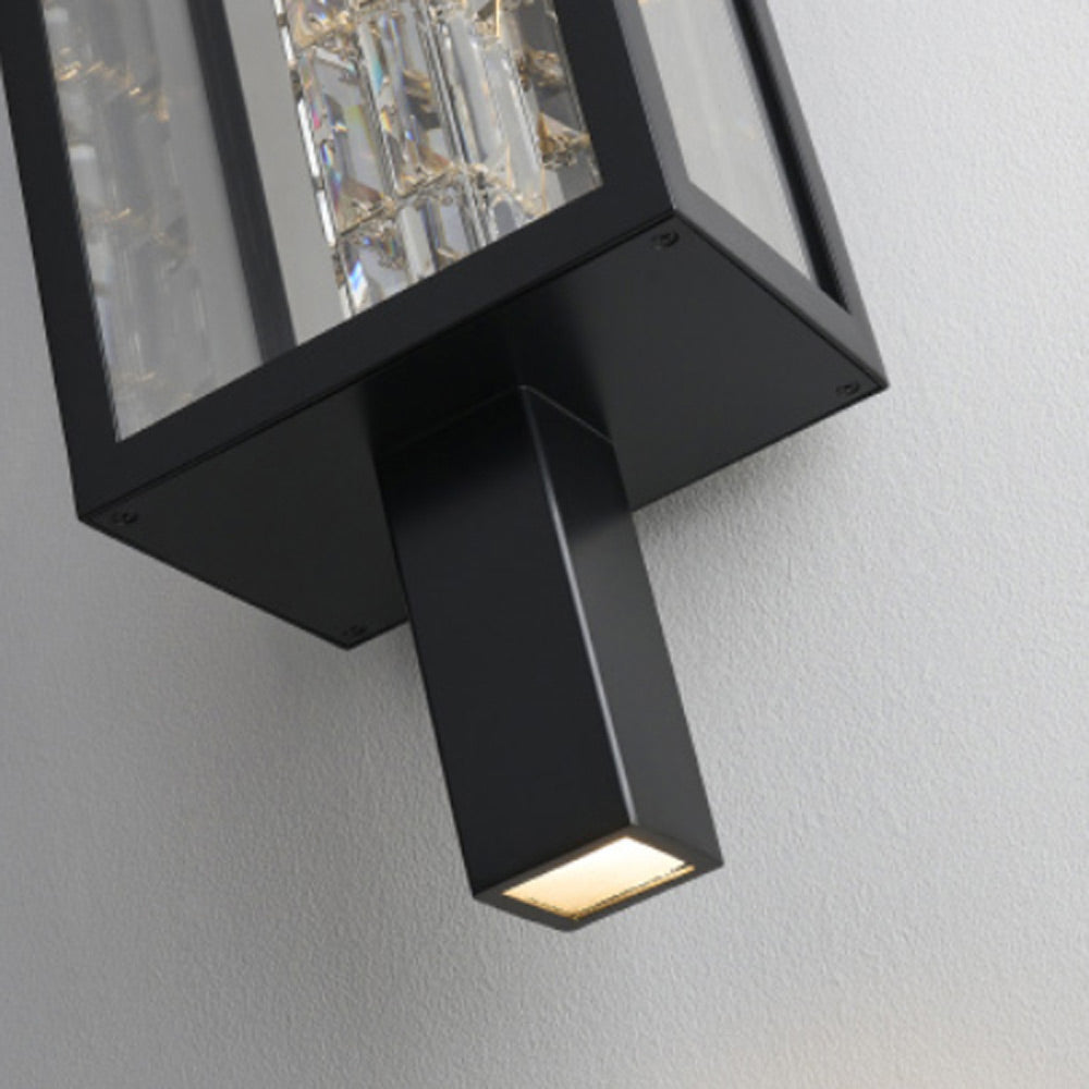 Colonna Outdoor LED Wall Light in Detail.