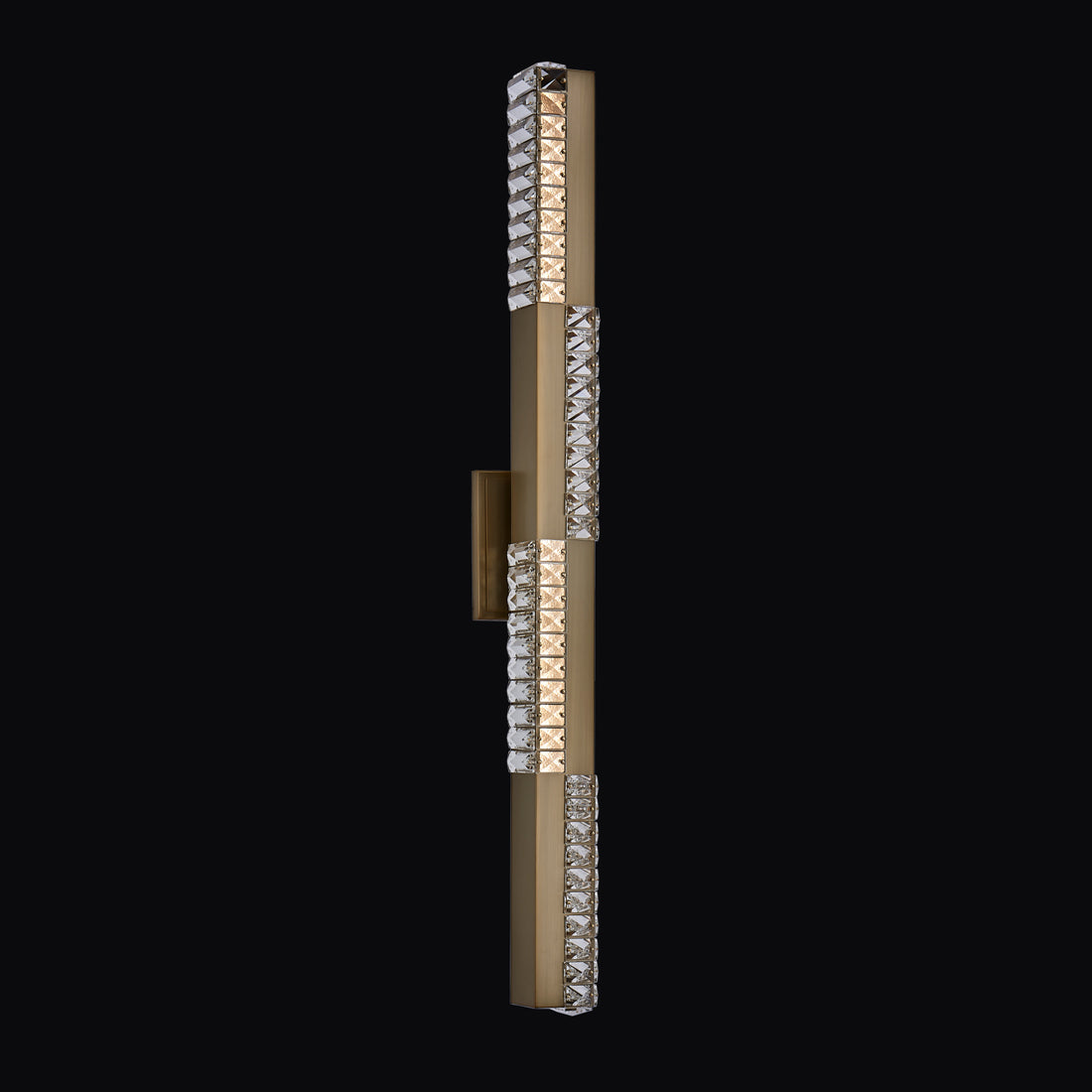 Dama LED Wall Light in Detail.