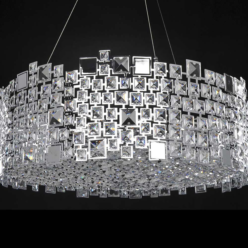 Dolo Chandelier in Detail.