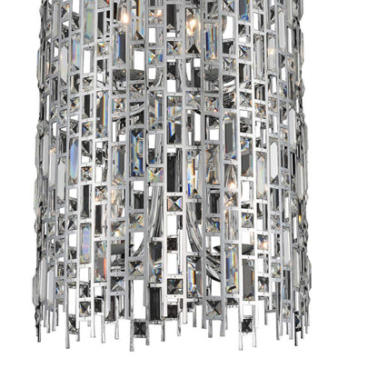 Fonseca Chandelier in Detail.
