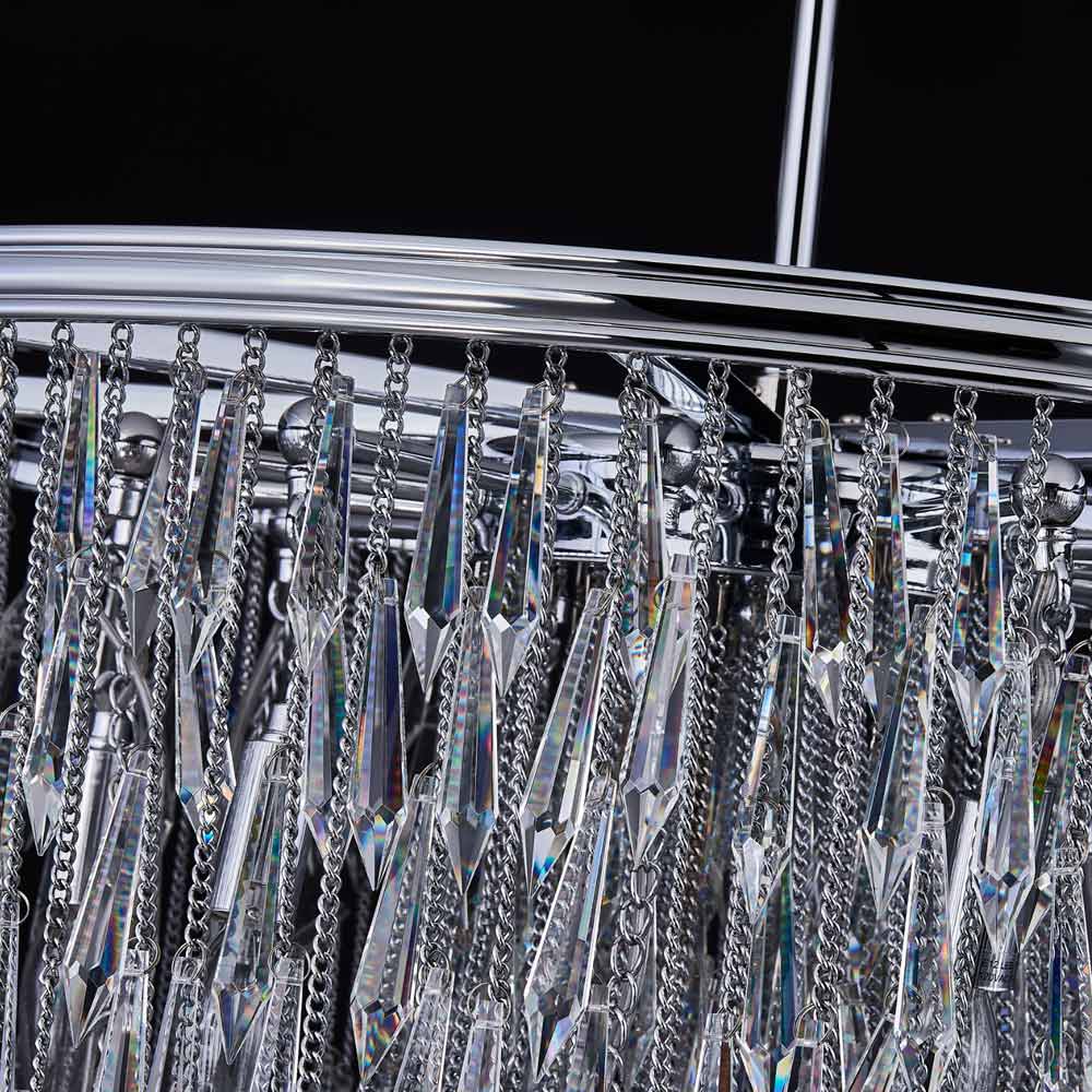 Frangia Chandelier in Detail.