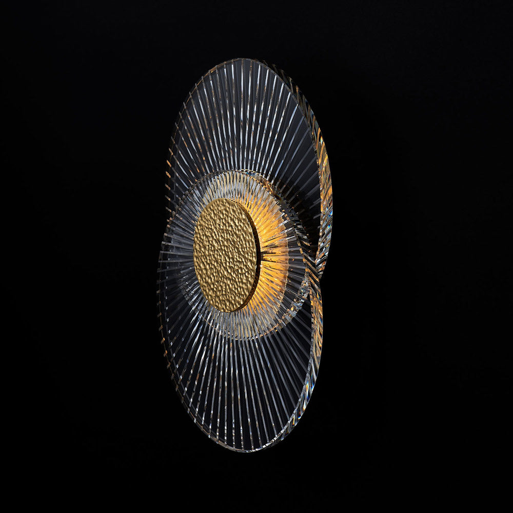Girare LED Wall Light in Detail.