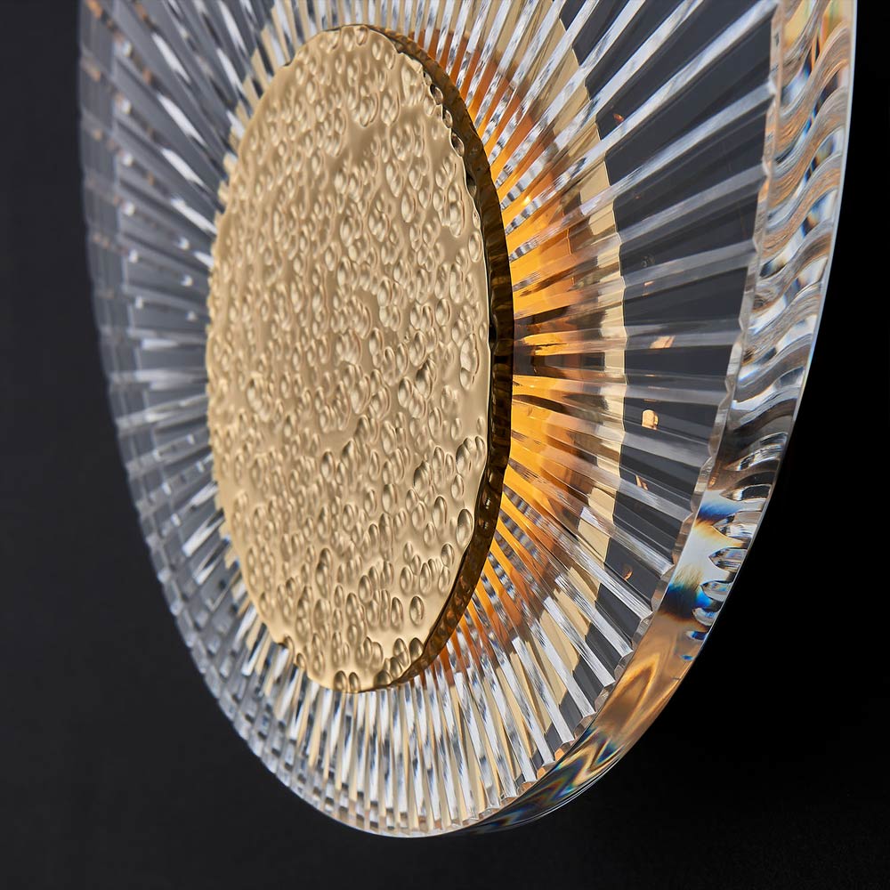 Girare LED Wall Light in Detail.