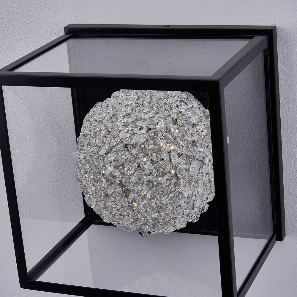 Lina Globe Outdoor LED Wall Light in Detail.