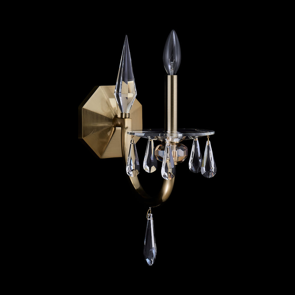 Passo Wall Light in Brushed Brass.