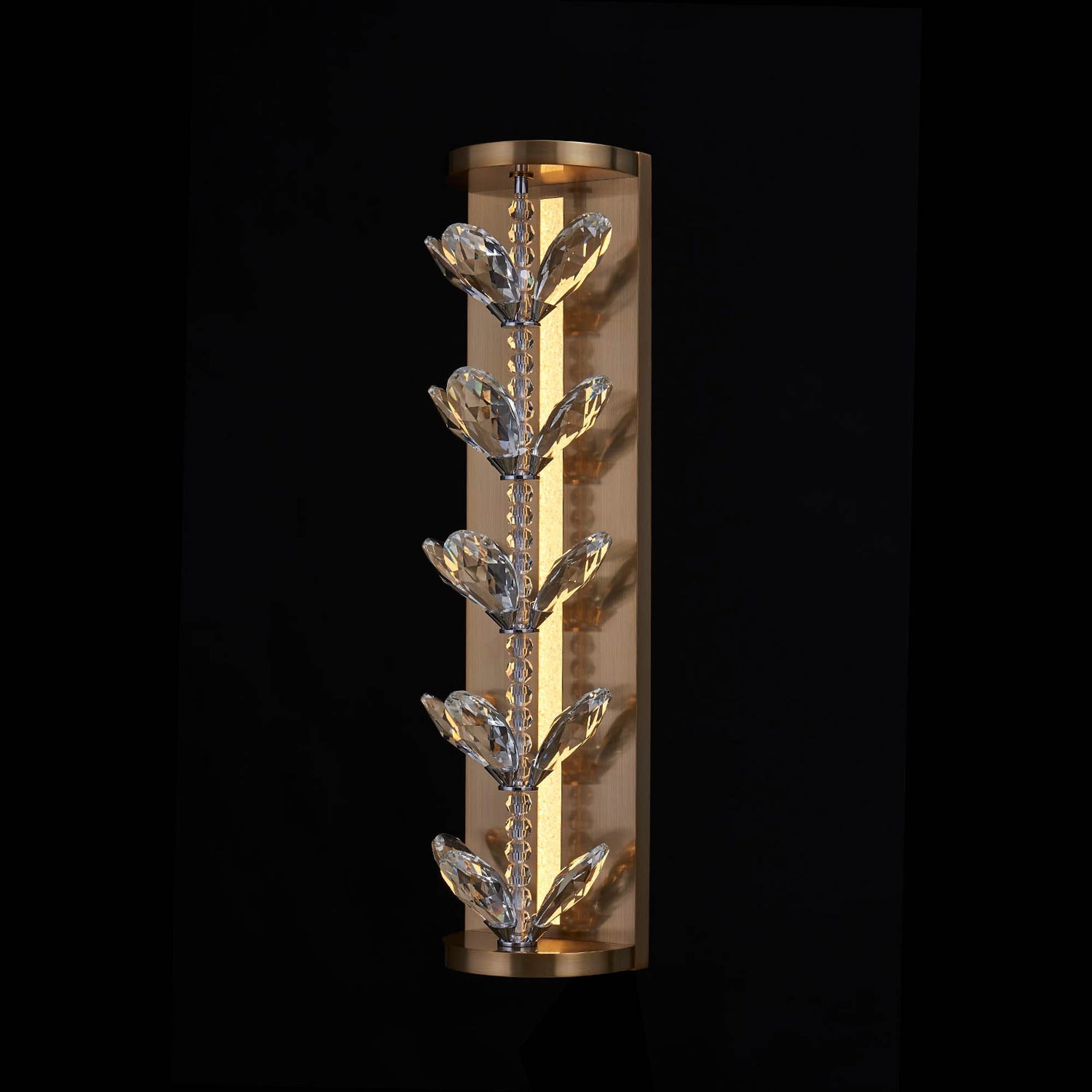 Petalo LED Wall Light in Detail.
